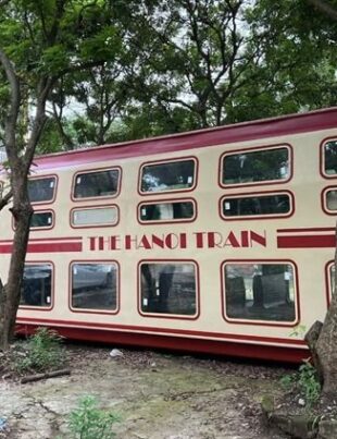 Double-Decker Dazzle: Hanoi Debuts Sleek Five City Gates Train