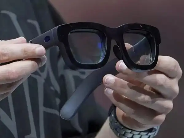 Meta Plans $800 Smart Glasses—Finally Price Meets Pretty?