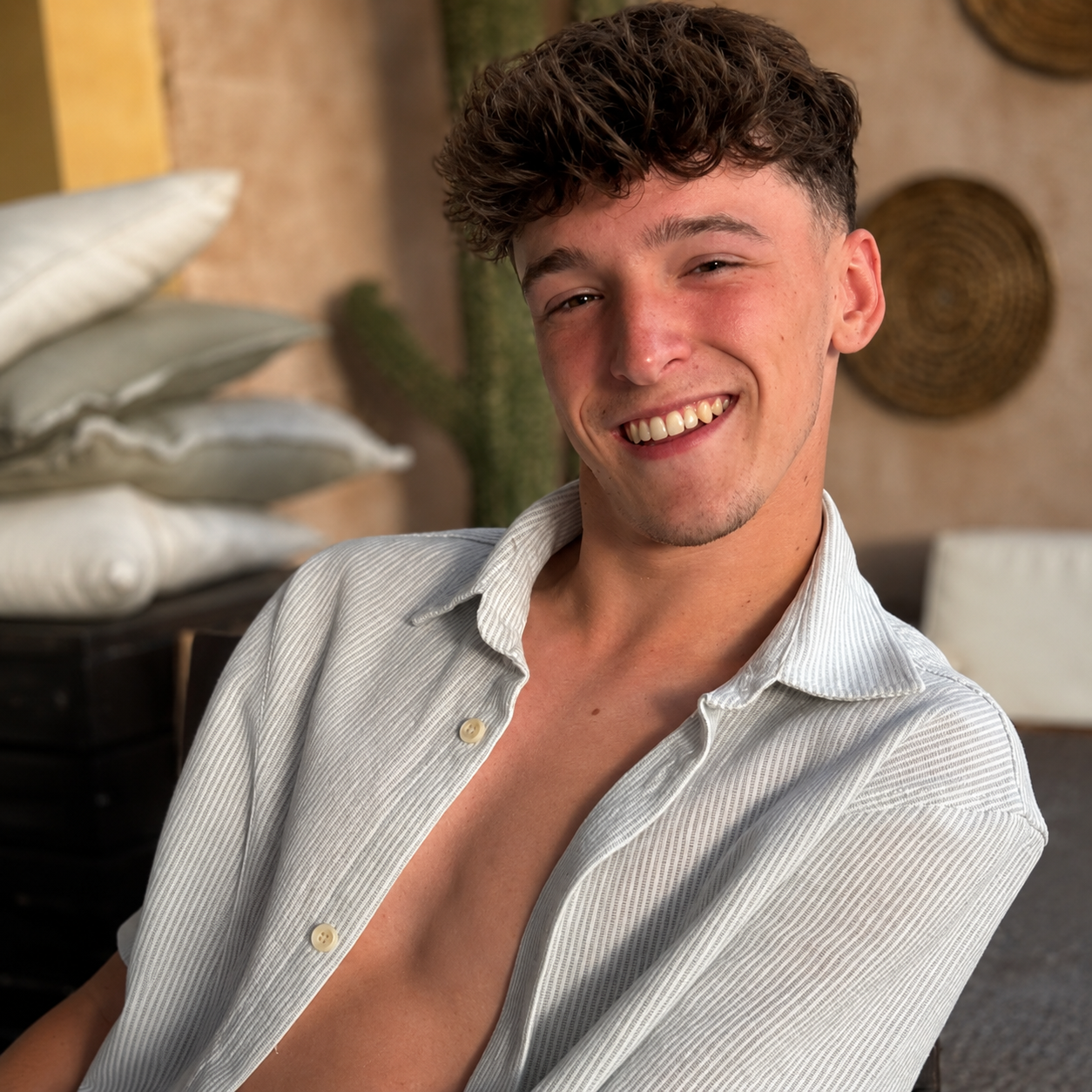 Father Pays Tribute After Teen’s Sudden Meningitis Illness