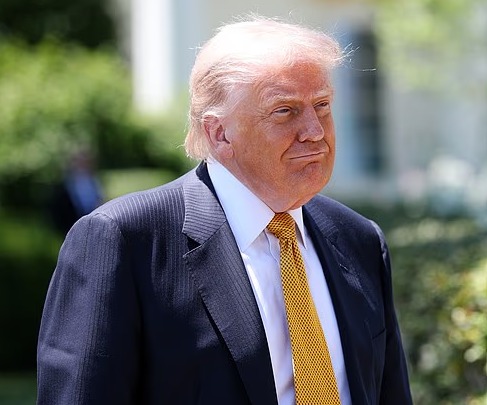 Trump Warns Iran as Peace Talks Reach Critical Point