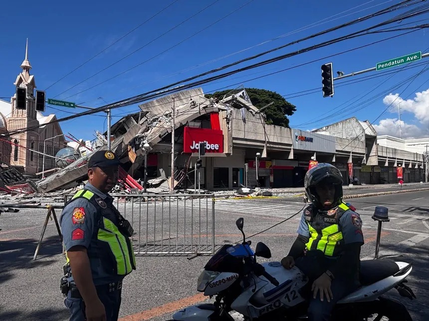 Strong Earthquake Shakes Southern Philippines, Prompting Emergency Assessments